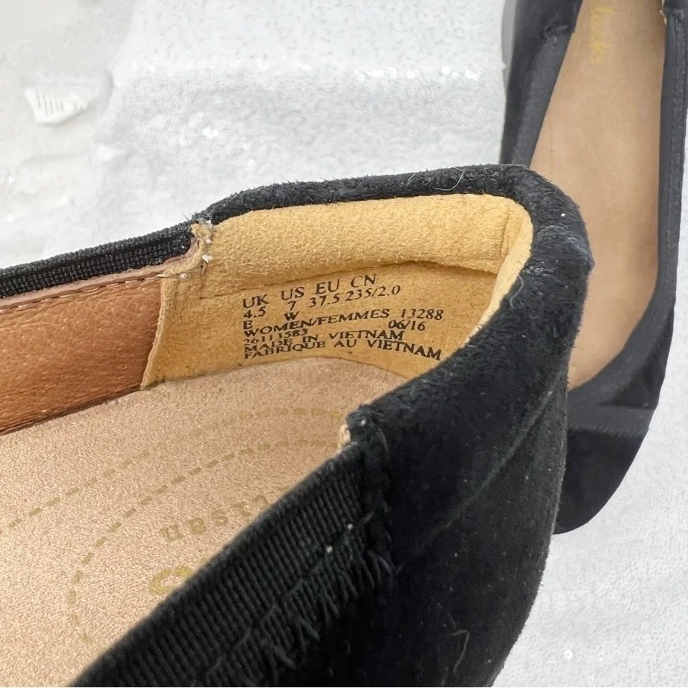 Clarks Artisan Daelyn Hill comfort black suede shoes